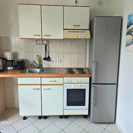 아파트 Mobile Im Mit Seezugang *