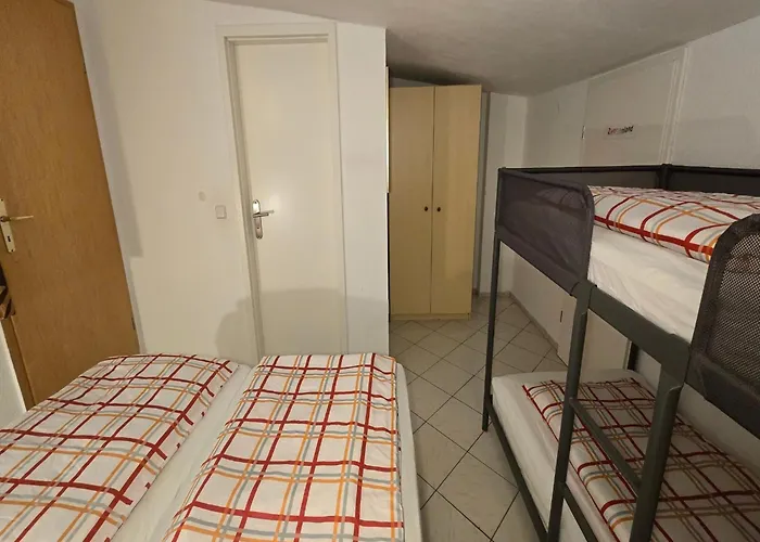 Apartment Mobile Im Mit Seezugang